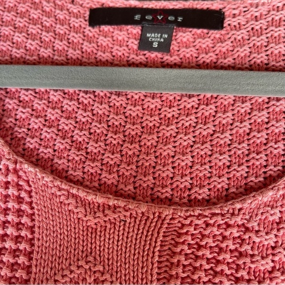 Fever coral sweater NWT oversized faded look size small - Picture 10 of 13